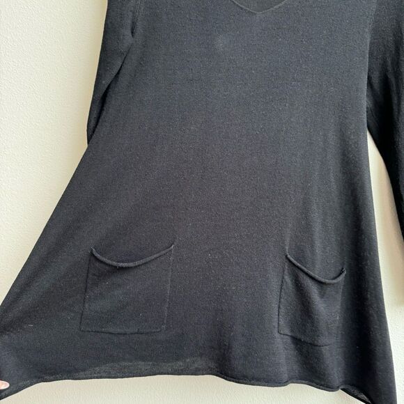 Babette 85% Silk 15% Cashmere Black V Neck Relaxed Sweater Size XS Petite - Picture 2 of 7